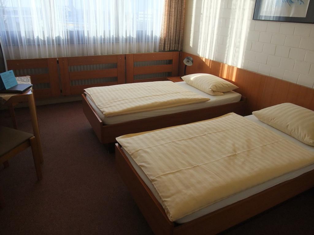 Rtb-Hotel - Sportschule Bergisch Gladbach Værelse billede