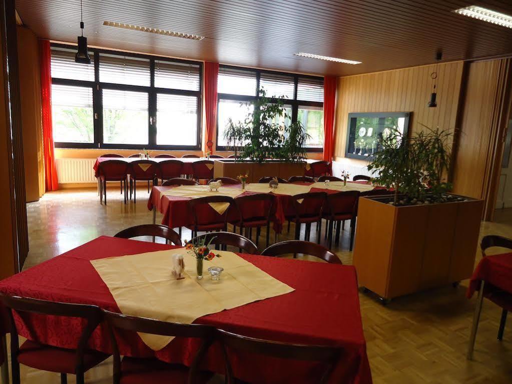 Rtb-Hotel - Sportschule Bergisch Gladbach Eksteriør billede